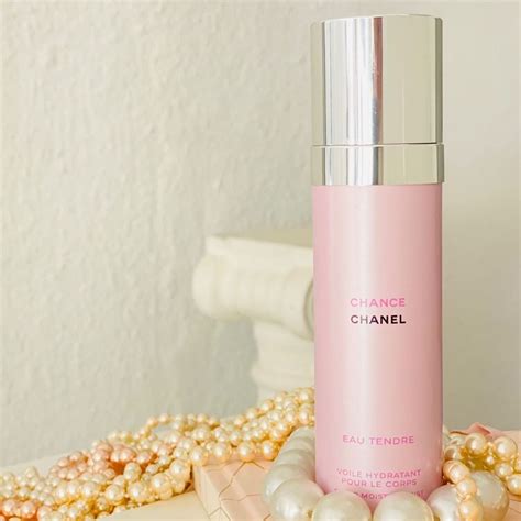 chance eau tendre moisturizing mist